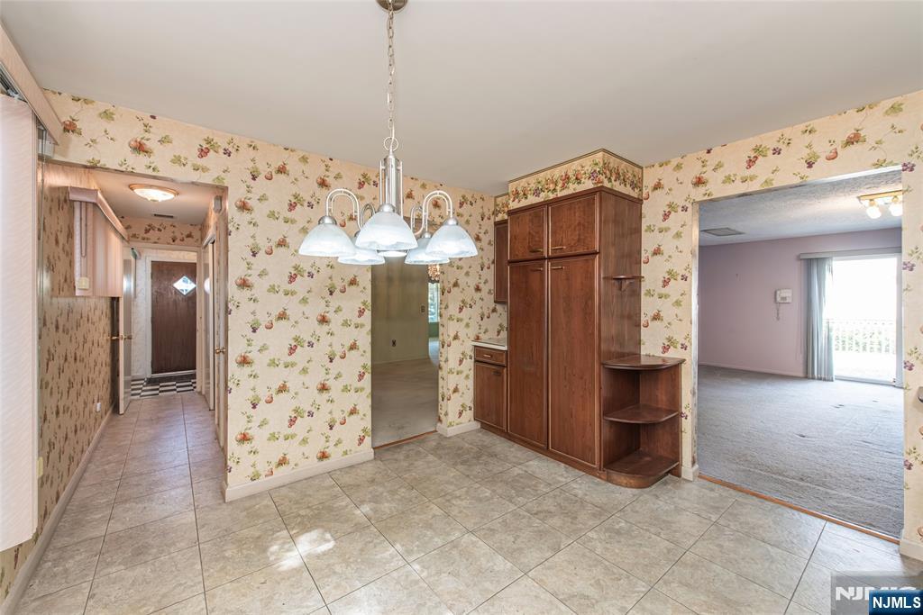 15-15 Jordan Road Fair Lawn, NJ 07410 - Photo 17 of 26 Gallery Image 17