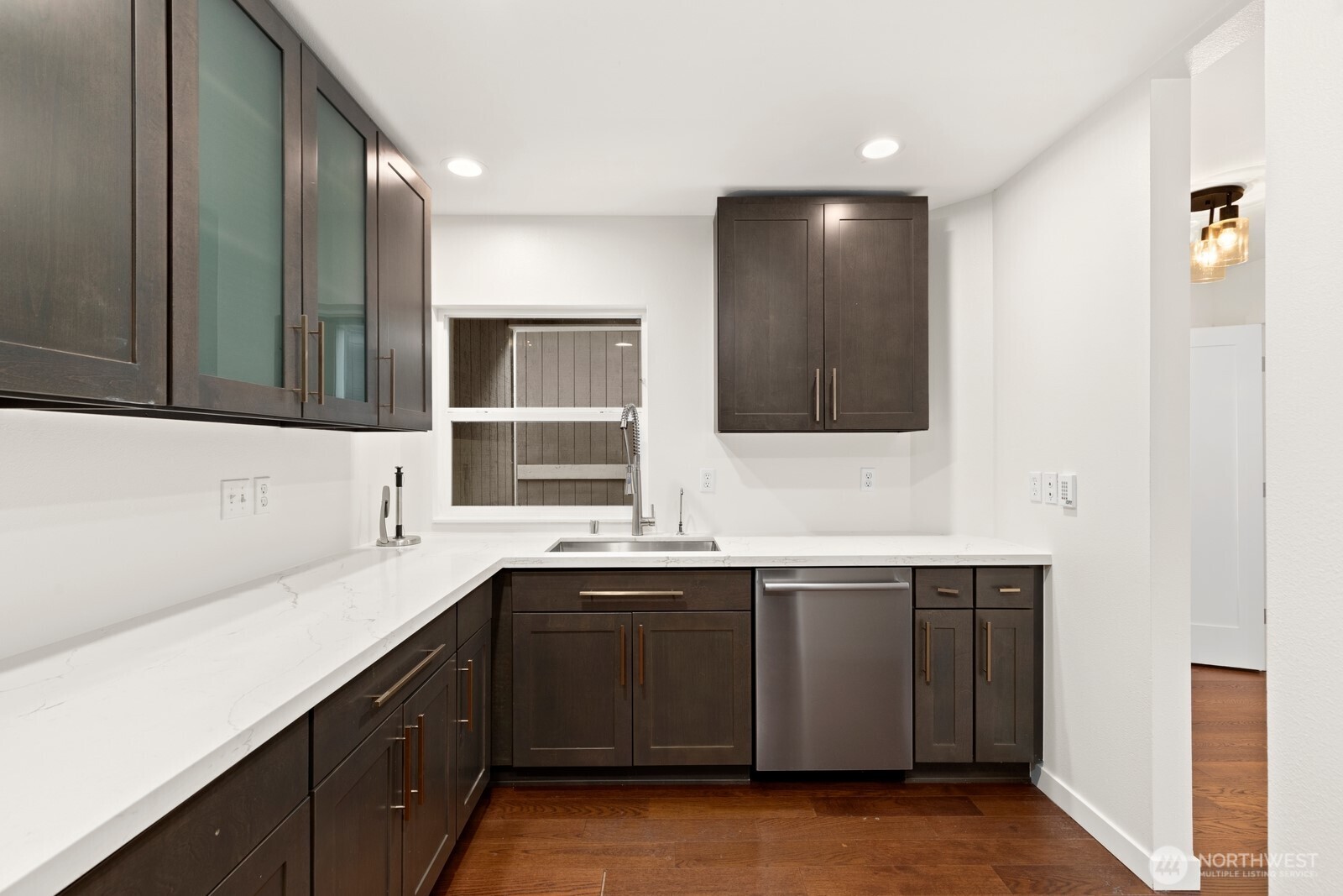 2428 Northeast 13th Street Renton, WA 98056 - Photo 14 of 24