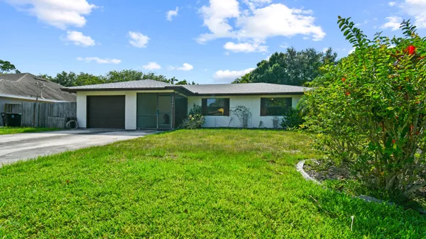 $2,650 | 2374 Southeast Marseille Street, Port St. Lucie, FL 34952