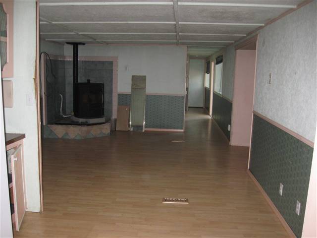42910 North Division Road Deer Park, WA 99006 - Photo 3 of 9 Gallery Image 3