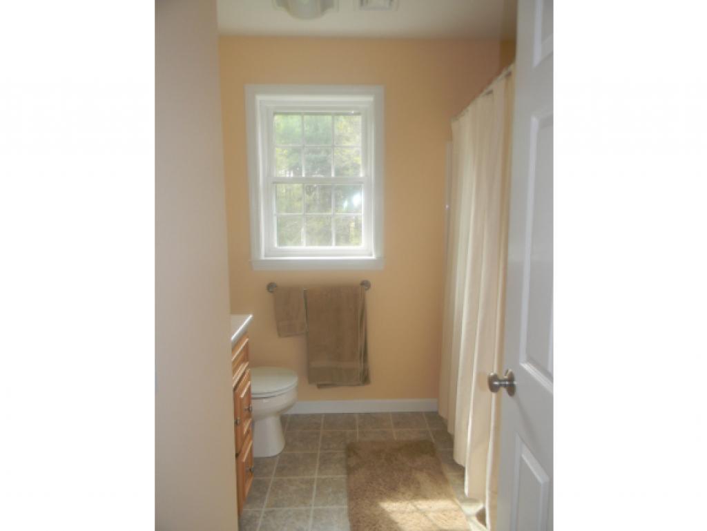 12 Berlang Road Londonderry, NH 03053 - Photo 17 of 32 Gallery Image 17