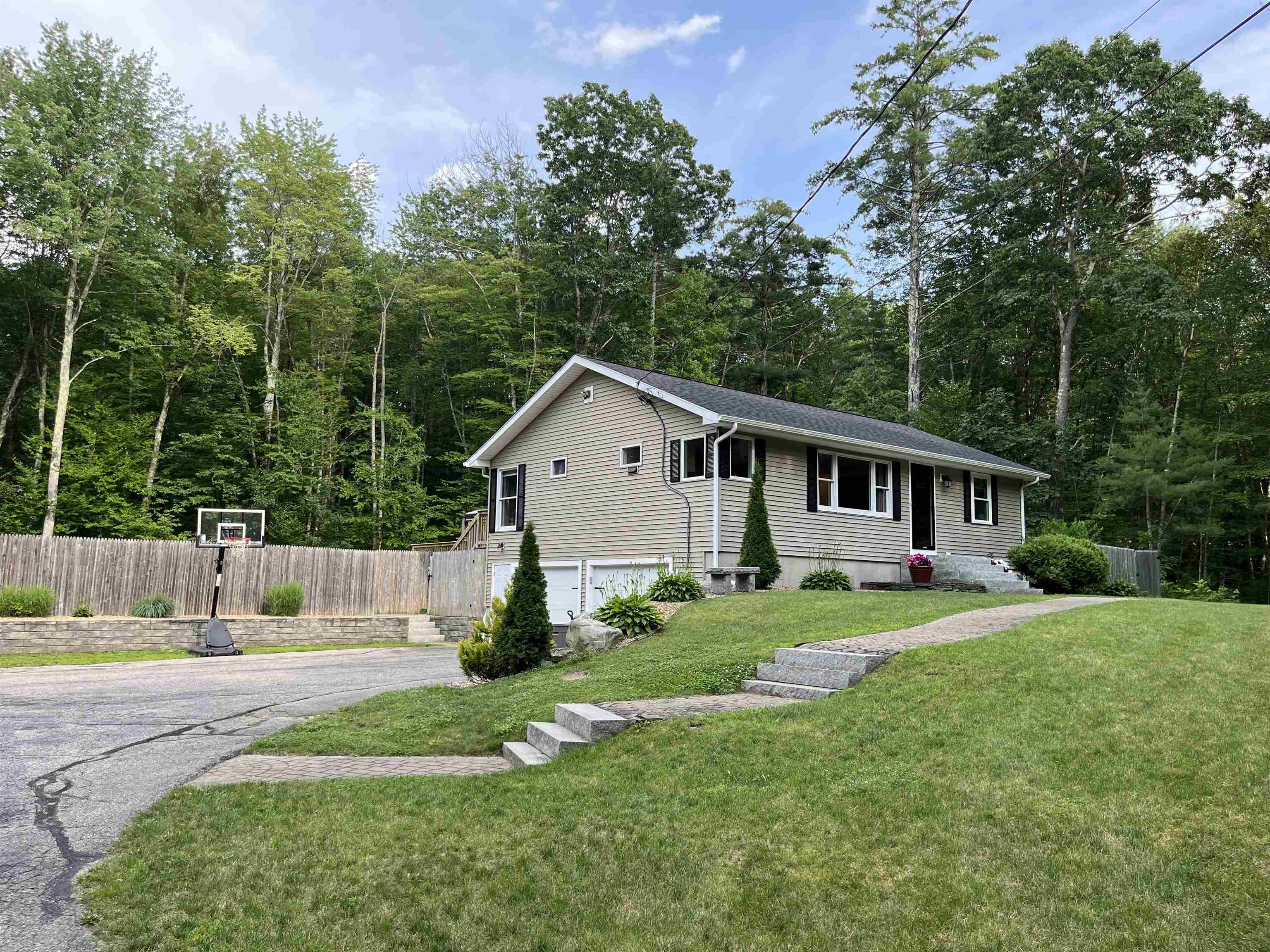178 Colburn Road Milford, NH 03055 - Photo 2 of 38 Gallery Image 2