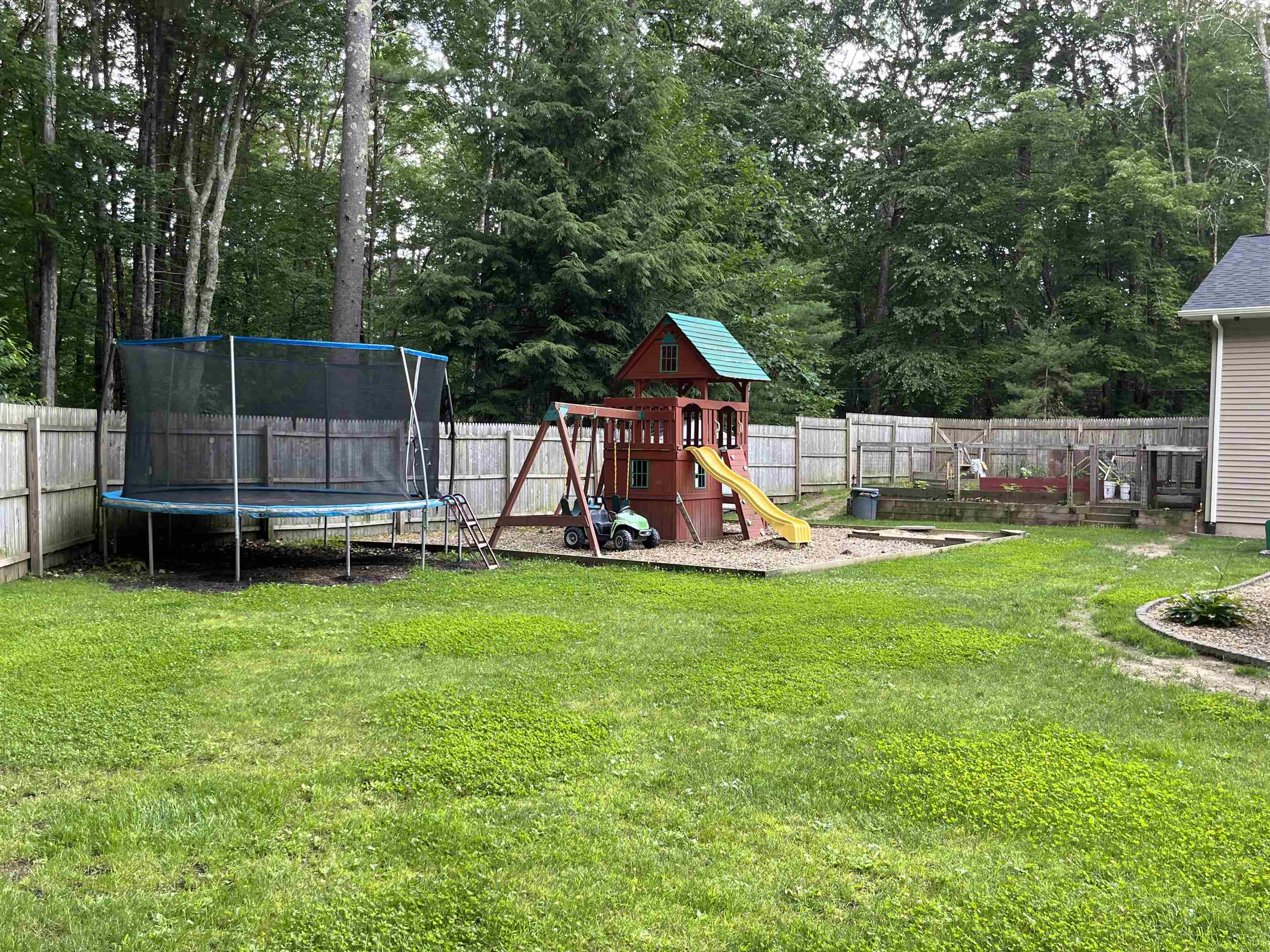 178 Colburn Road Milford, NH 03055 - Photo 37 of 38 Gallery Image 37