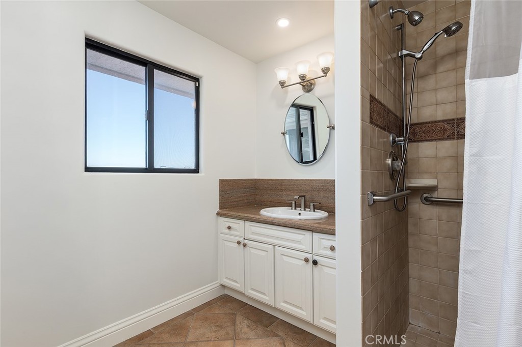 5660 Pine Cone Road La Crescenta, CA 91214 - Photo 24 of 40