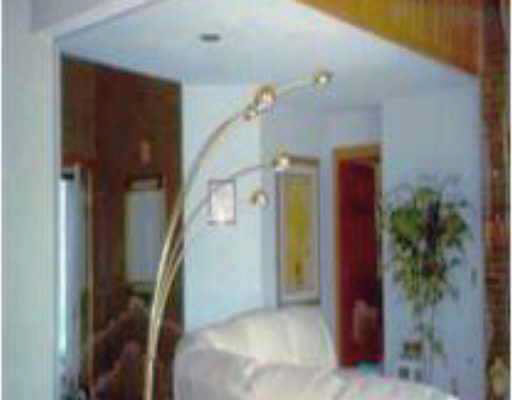 11010 Auburn Road Fort Wayne, IN 46845 - Photo 2 of 7 Gallery Image 2