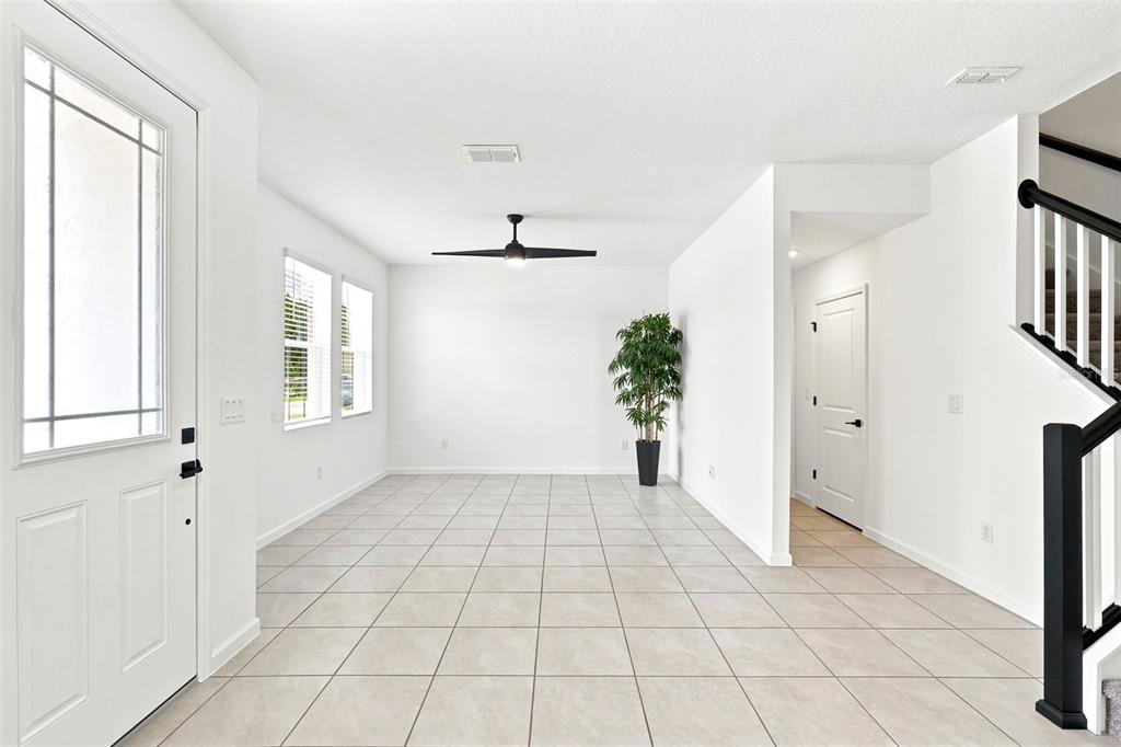 865 Spring Palms Loop Orlando, FL 32828 - Photo 8 of 36