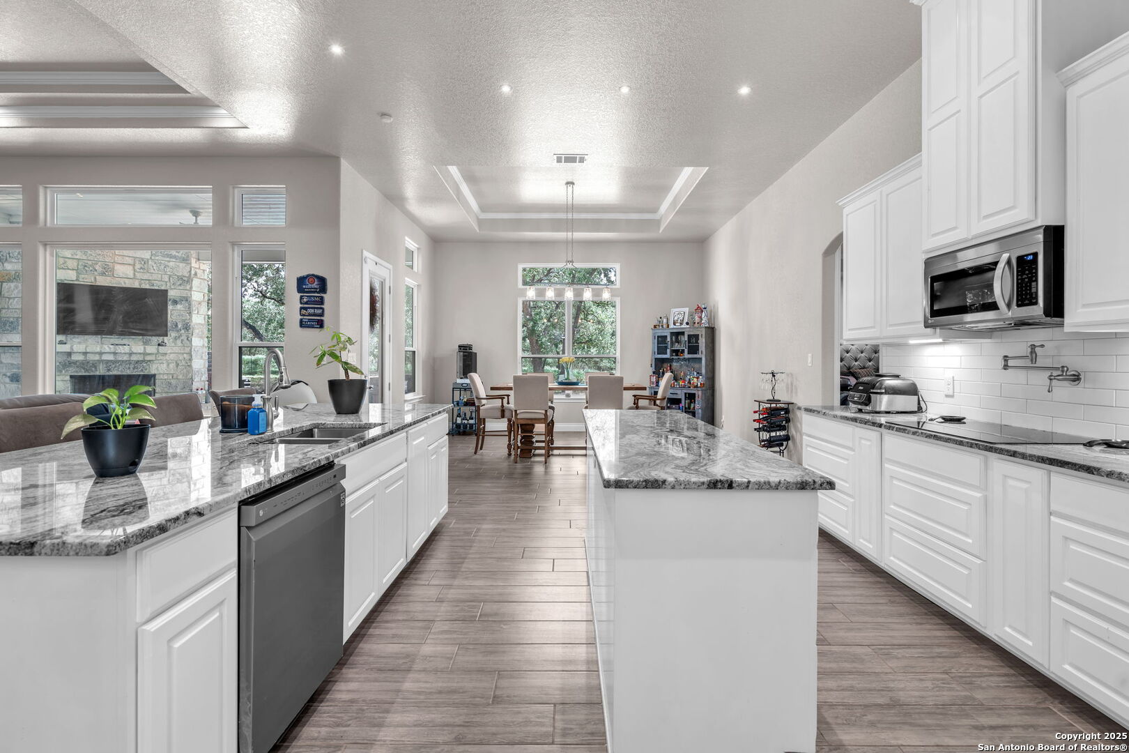 221 Cibolo Ridge La Vernia, TX 78121 - Photo 11 of 43