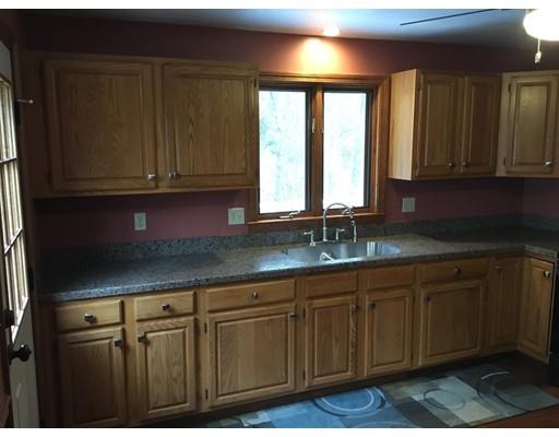 8 Miles Road Rutland, MA 01543 - Photo 8 of 22