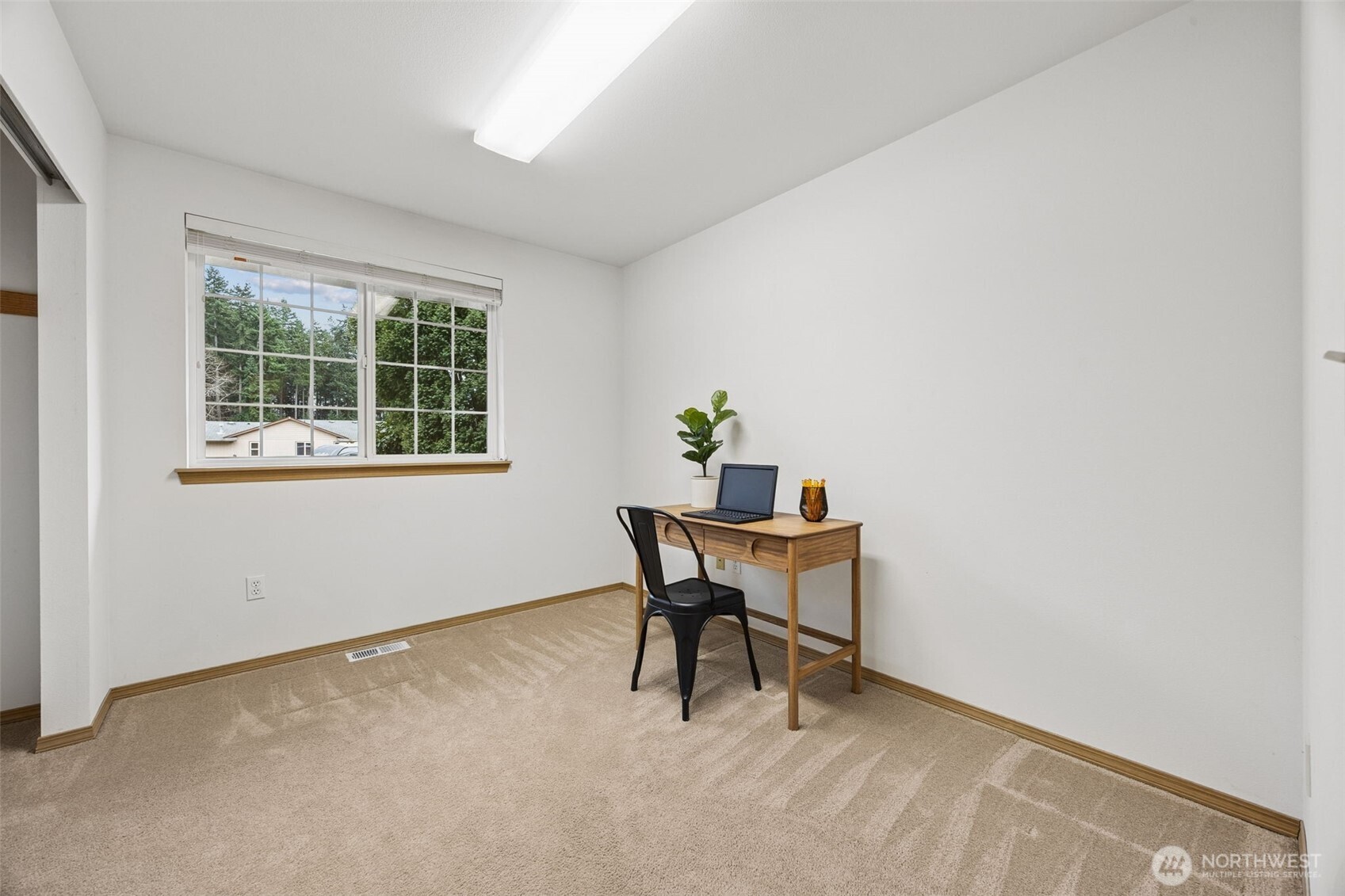 21801 110th St Court East Buckley, WA 98321 - Photo 17 of 25