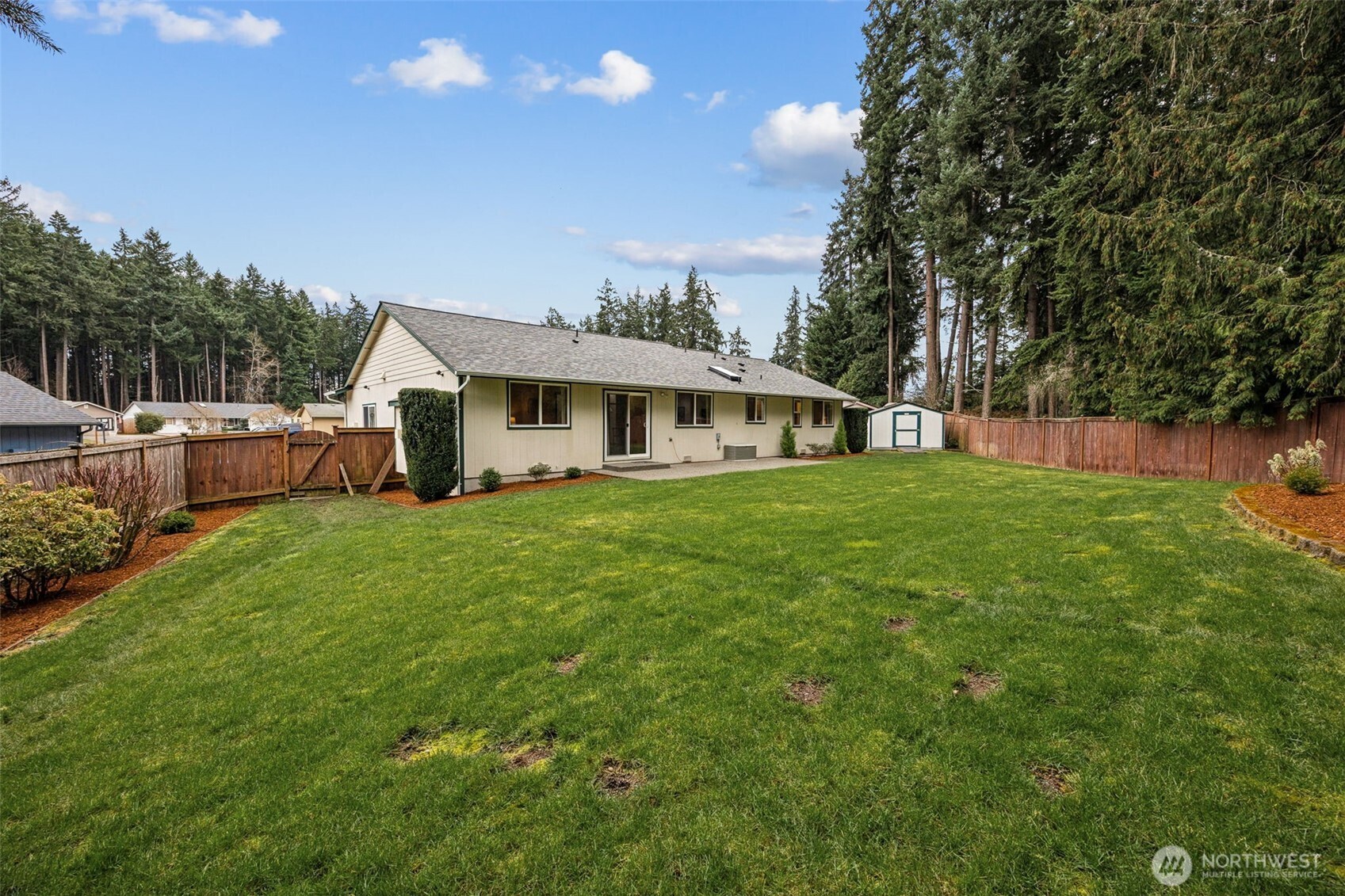 21801 110th St Court East Buckley, WA 98321 - Photo 20 of 25