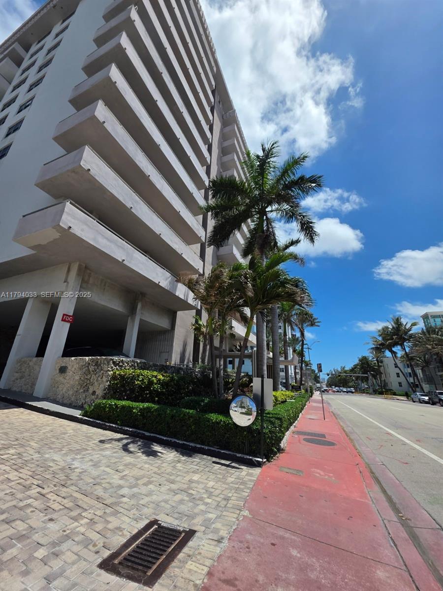 9225 Collins Avenue, Unit 1409 Surfside, FL 33154 - Photo 40 of 41