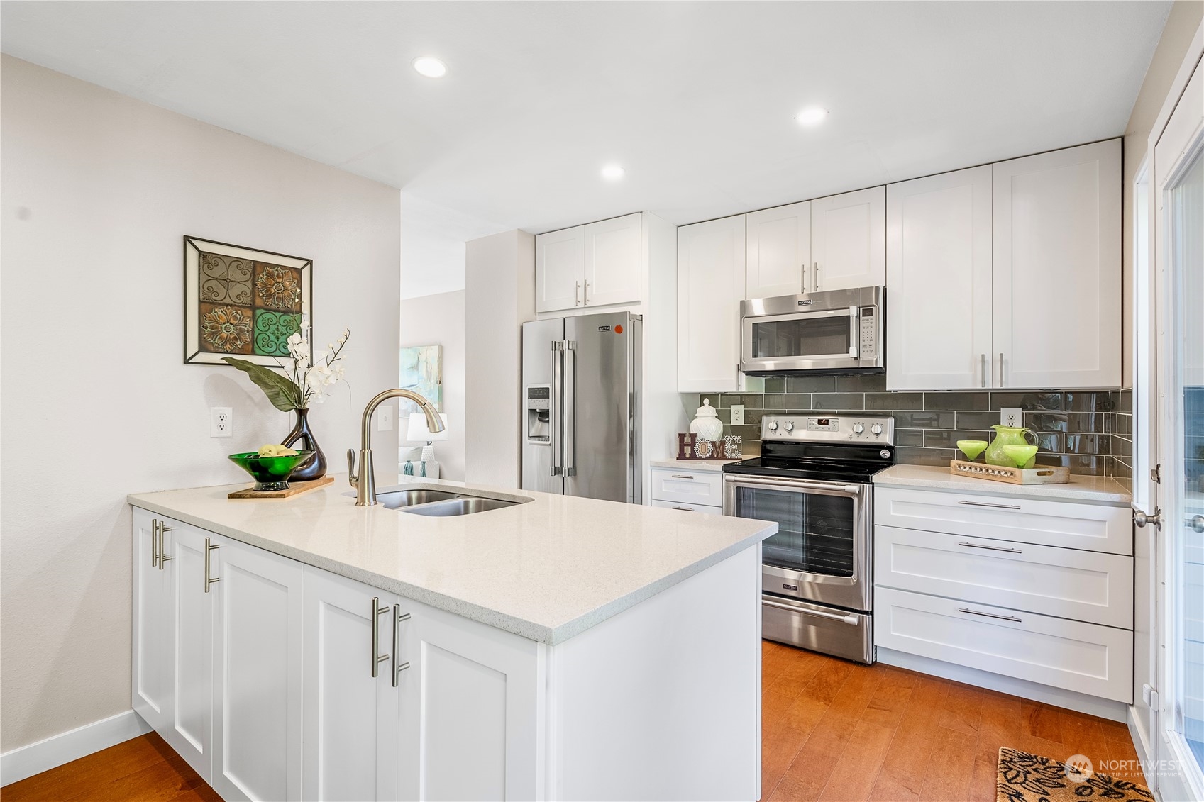 17715 114th Place Southeast Renton, WA 98055 - Photo 4 of 24 Gallery Image 4