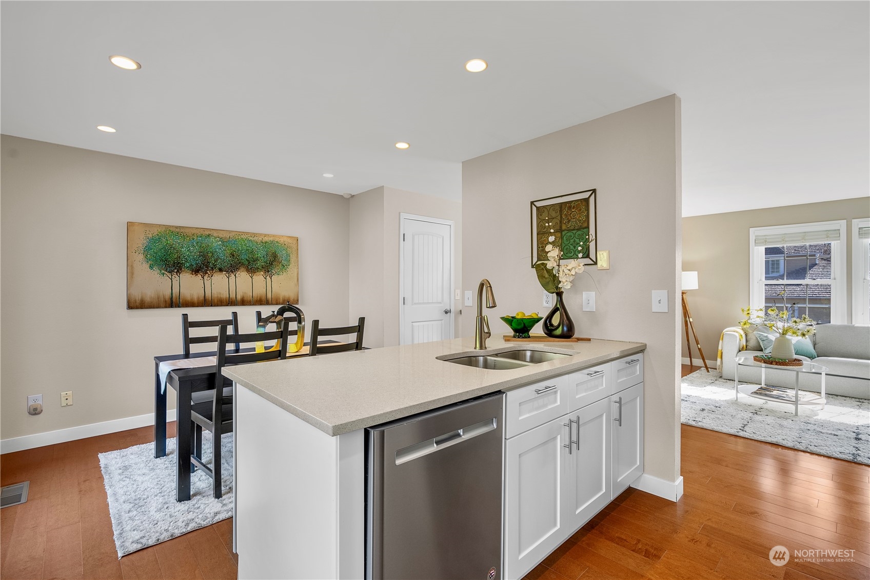 17715 114th Place Southeast Renton, WA 98055 - Photo 6 of 24 Gallery Image 6
