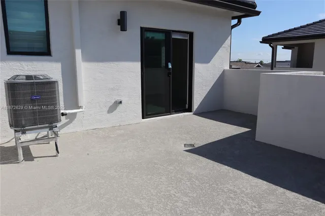 a view of a garden with plants