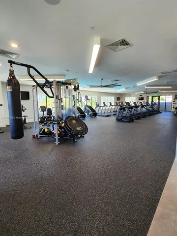 $4,550 | 8118 Northwest 42nd Street, Doral, FL 33166