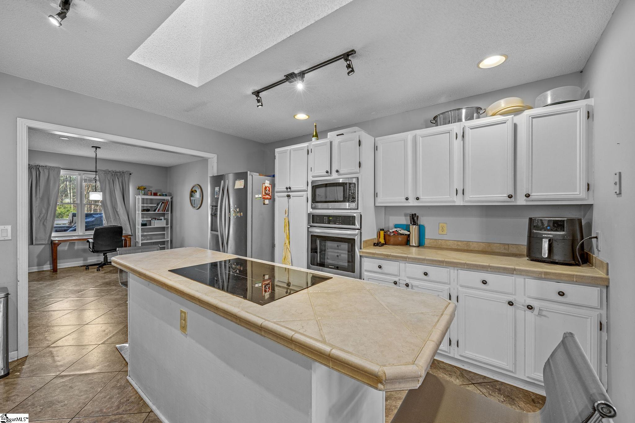 608 Hampton Road Liberty, SC 29657 - Photo 14 of 40 Gallery Image 14