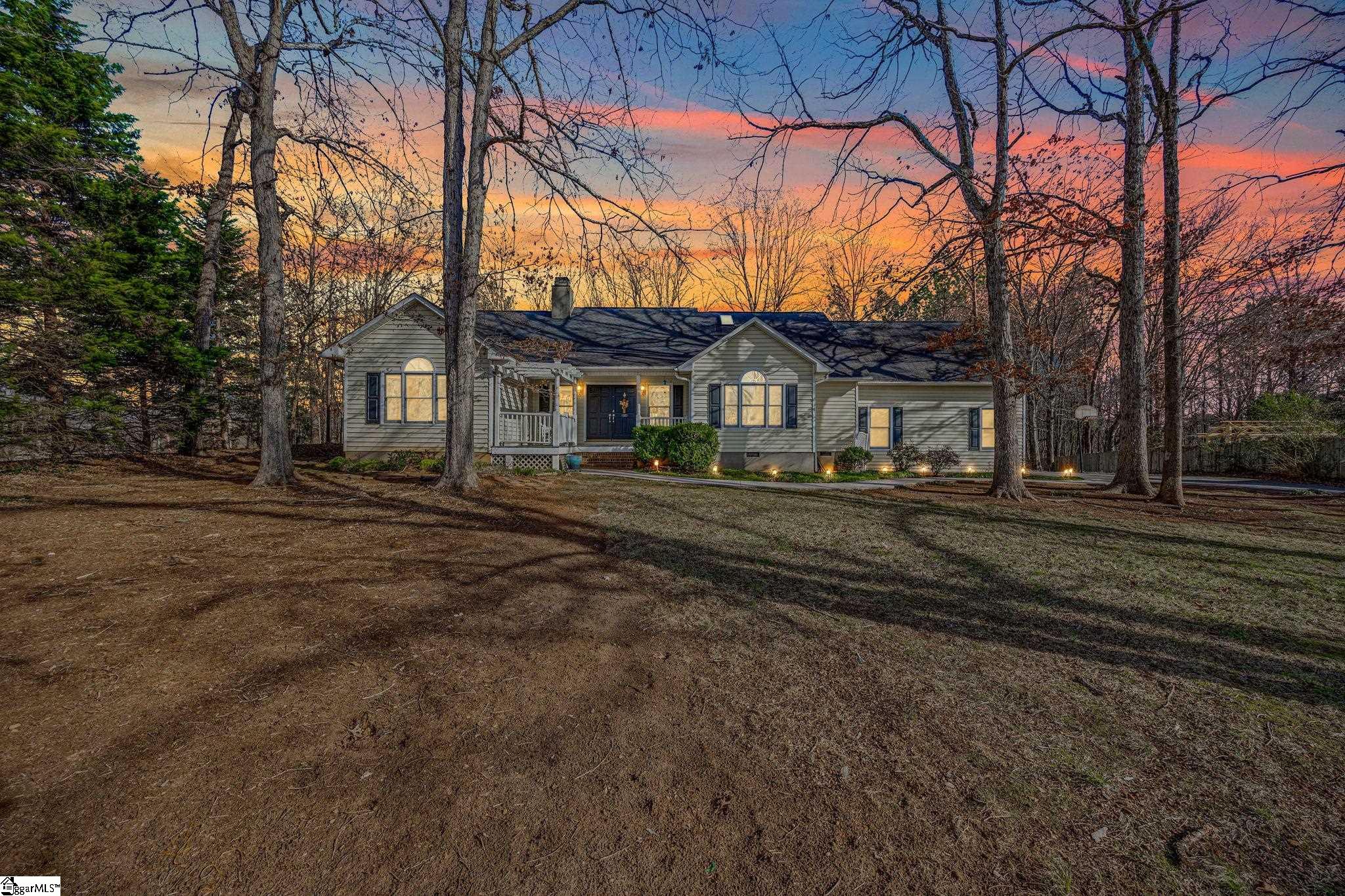 608 Hampton Road Liberty, SC 29657 - Photo 14 of 40