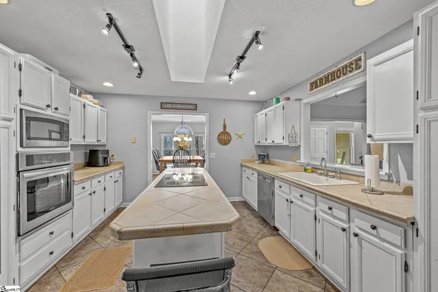 $399,000 | 608 Hampton Road, Liberty, SC 29657