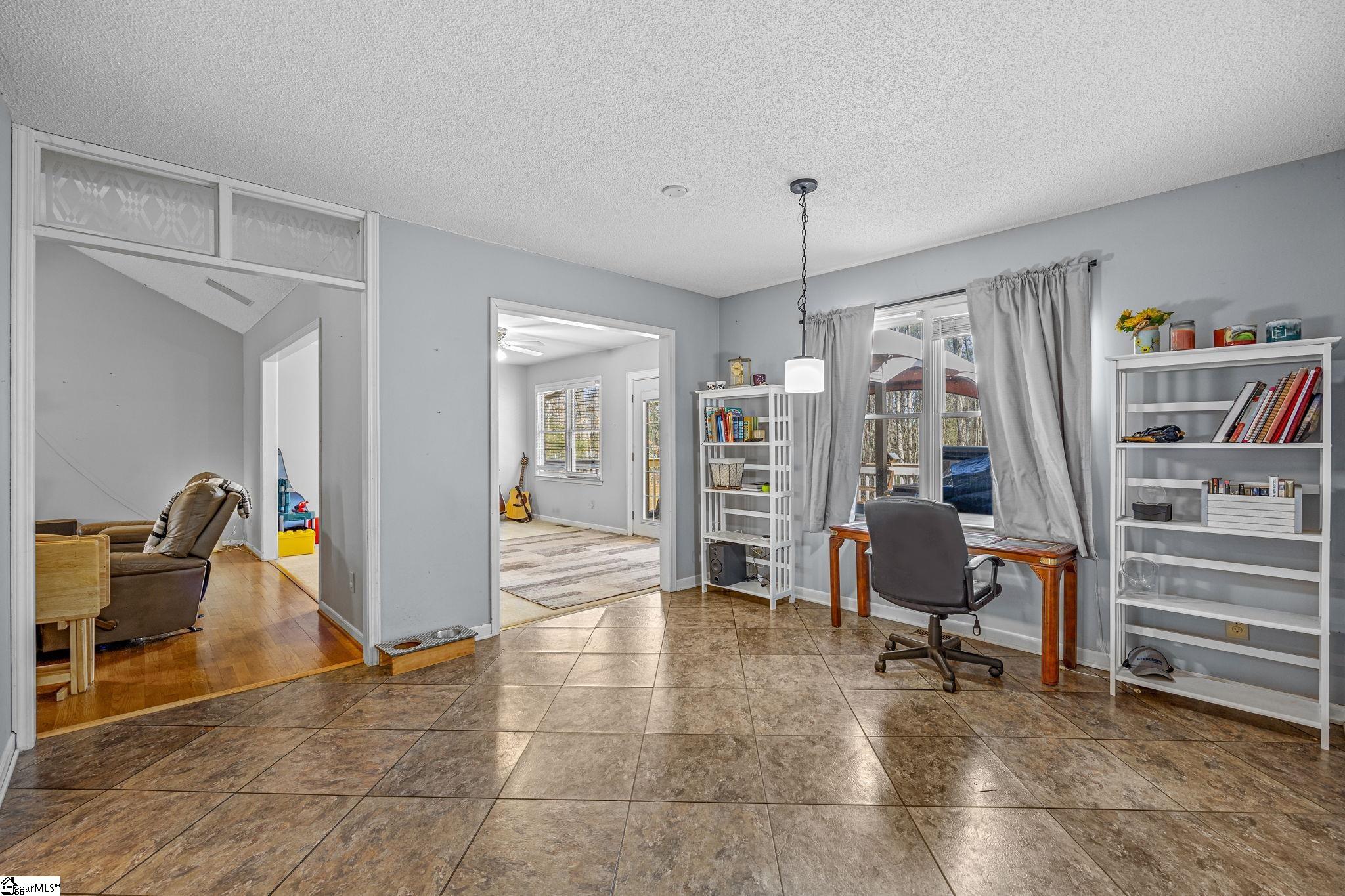 608 Hampton Road Liberty, SC 29657 - Photo 36 of 40