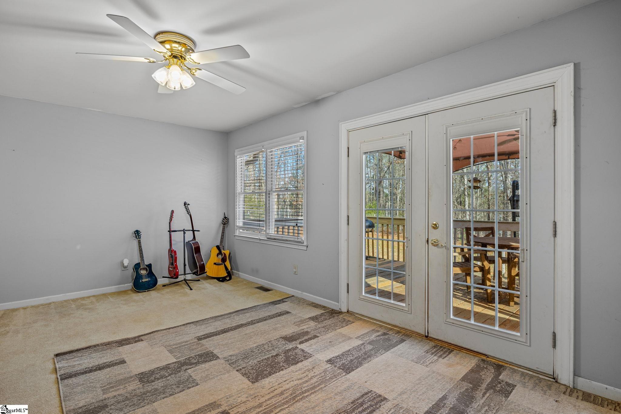 608 Hampton Road Liberty, SC 29657 - Photo 37 of 40