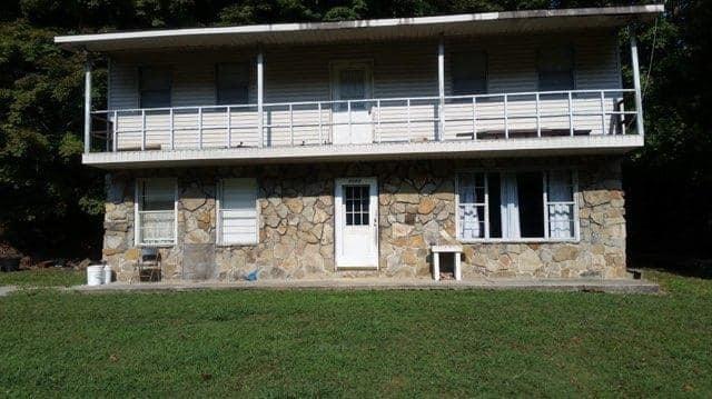 1011 Frost Bottom Road Clinton, TN 37716 - Photo 2 of 27 frostbottomfront
