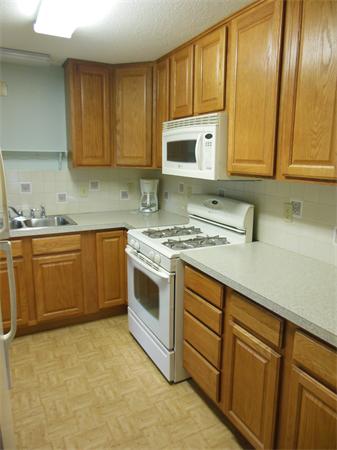 133 Maple Street West Springfield, MA 01089 - Photo 21 of 30 Gallery Image 21