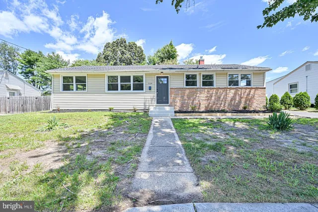 $299,000 | 729 Bentley Road, Lindenwold, NJ 08021