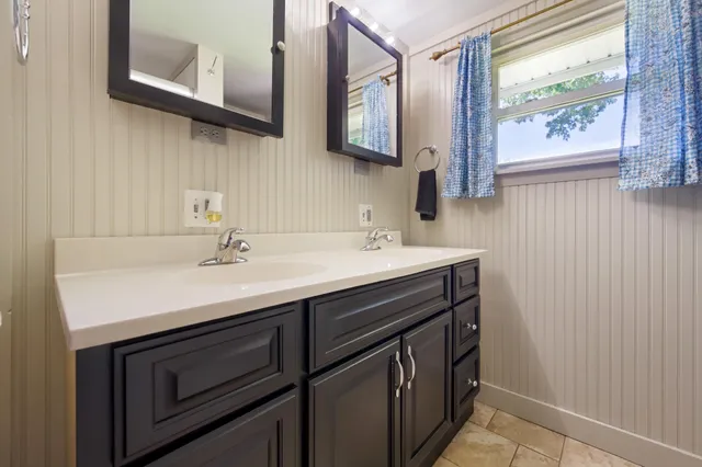 $299,900 | 513 Main Street, Corinth, ME 04427