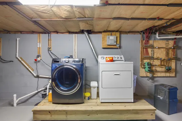 $299,900 | 513 Main Street, Corinth, ME 04427