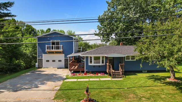 $299,900 | 513 Main Street, Corinth, ME 04427
