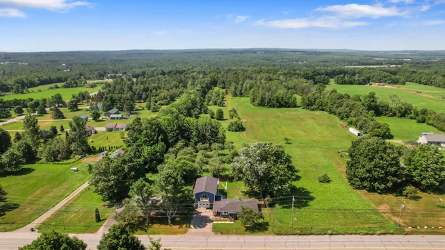 $299,900 | 513 Main Street, Corinth, ME 04427