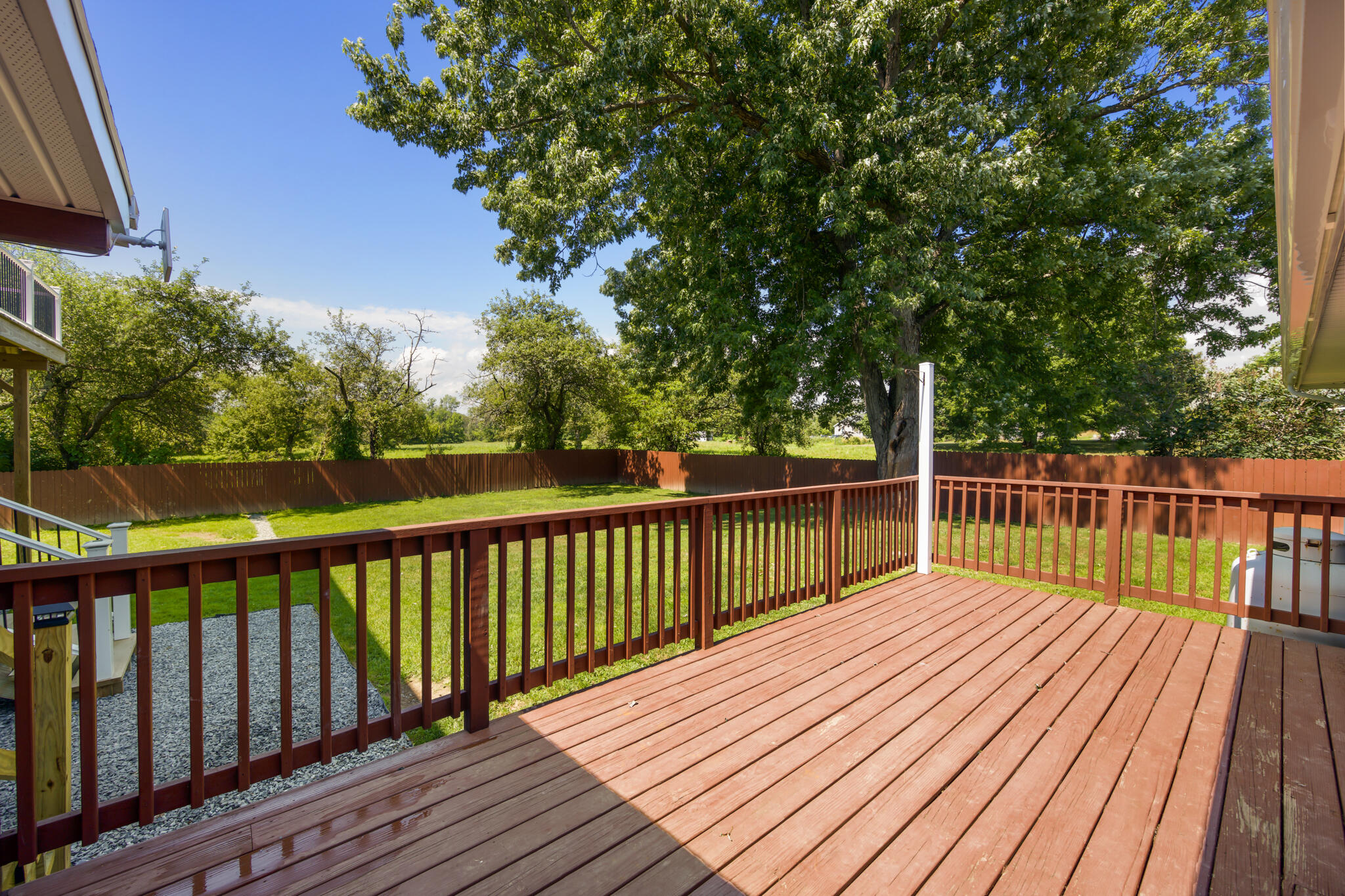 513 Main Street Corinth, ME 04427 - Photo 5 of 49 DSC_9037(1)