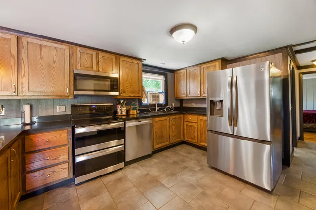 $299,900 | 513 Main Street, Corinth, ME 04427