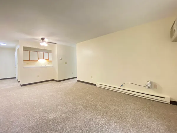 $1,789 | 147 Eastern Avenue, Unit 202, Manchester, NH 03104