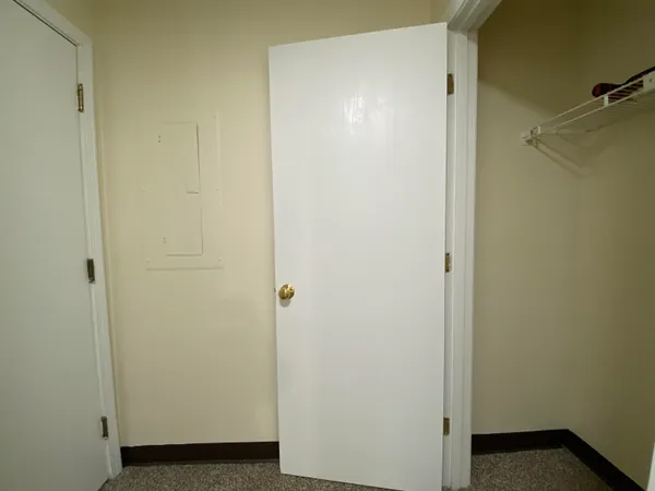 $1,789 | 147 Eastern Avenue, Unit 202, Manchester, NH 03104