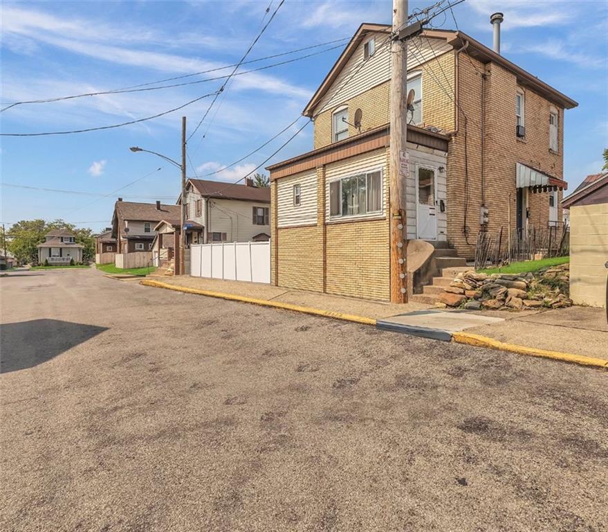 420-422 East Madison Street Rochester, PA 15074 - Photo 1 of 12 Gallery Image 1