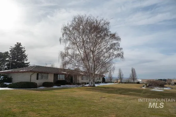 $624,750 | 549 West 800 S Road, Burley, ID 83318