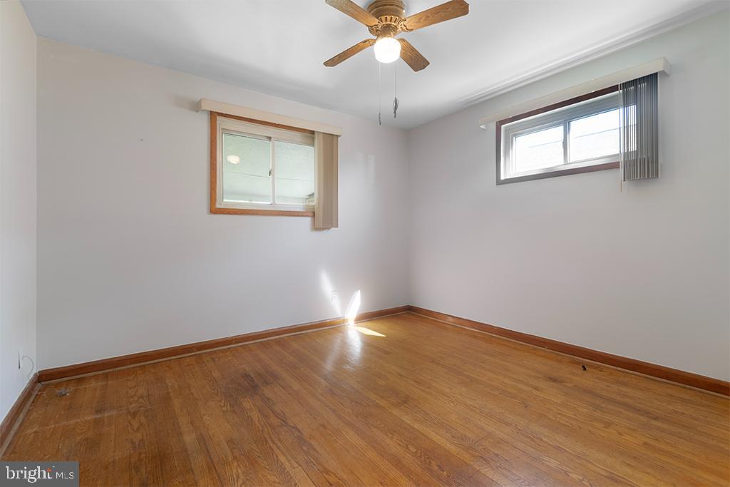 260 Carroll Road Pasadena, MD 21122 - Photo 19 of 29 2ND BEDROOM