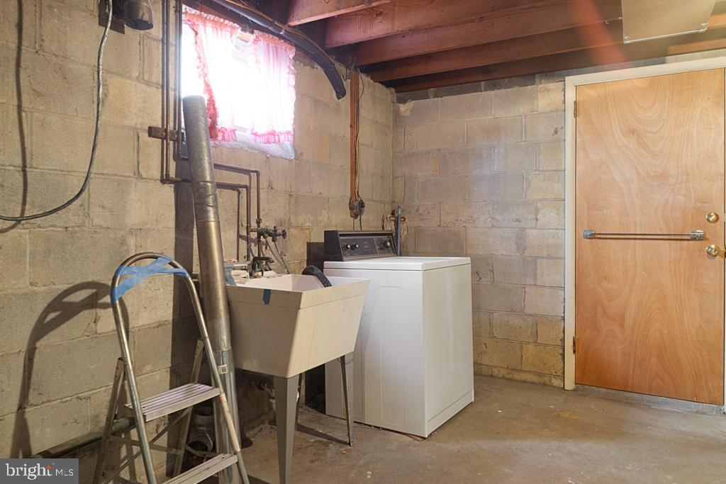 260 Carroll Road Pasadena, MD 21122 - Photo 29 of 29 LAUNDRY STORAGE ROOM