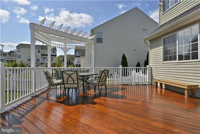 18405 Crestmount Road Boyds, MD 20841 - Photo 14 of 15 Gorgeous Brazilian wood deck