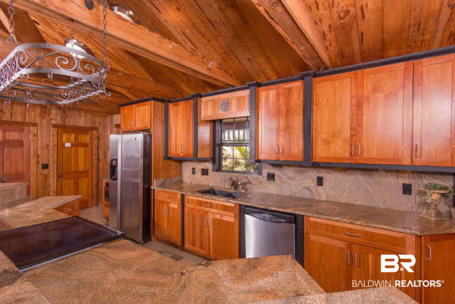 26490 Marina Road Orange Beach, AL 36561 - Photo 3 of 25 Kitchen