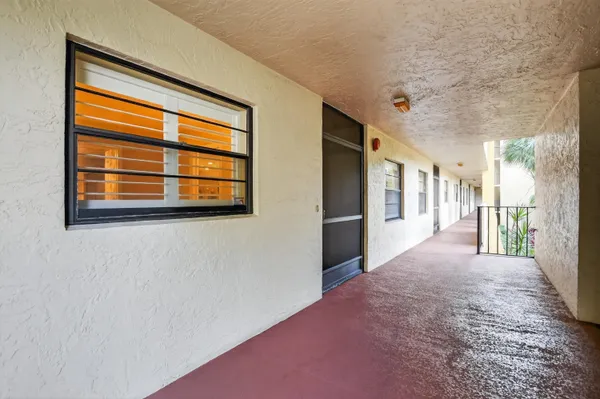 $2,200 | 23345 Carolwood Lane, Unit 205, Boca Raton, FL 33428