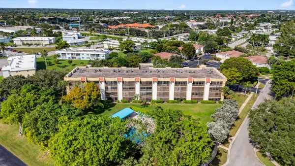 $2,200 | 23345 Carolwood Lane, Unit 205, Boca Raton, FL 33428