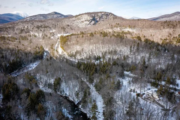 $195,000 | 4 St Martins Drive, Unit MAP R12/PARCEL 133 & MAP V01/PARCEL 21, Jackson, NH 03846