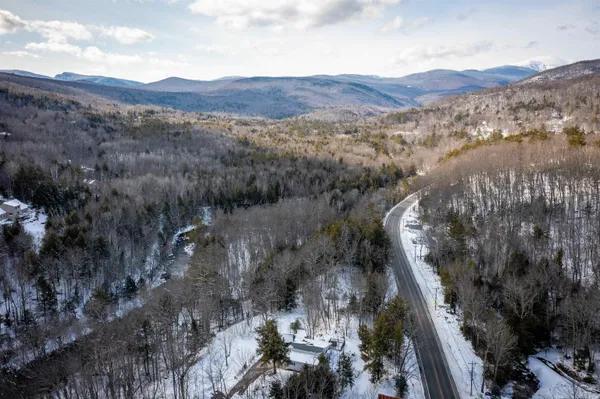 $195,000 | 4 St Martins Drive, Unit MAP R12/PARCEL 133 & MAP V01/PARCEL 21, Jackson, NH 03846