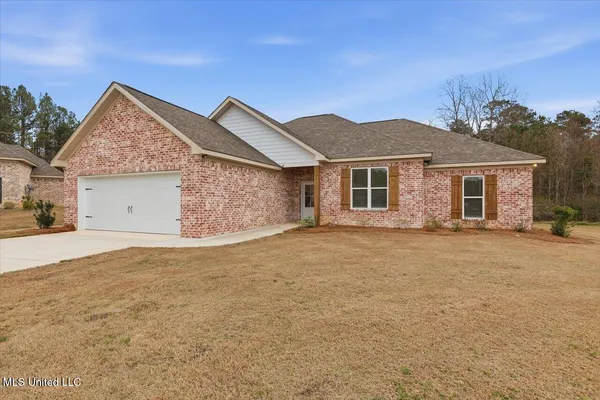 $309,900 | 213 Dolly Lane, Magee, MS 39111