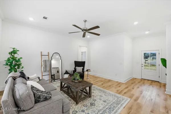 $299,900 | 213 Dolly Lane, Magee, MS 39111