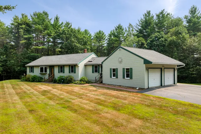$485,000 | 4 Shamrock Lane, Damariscotta, ME 04543
