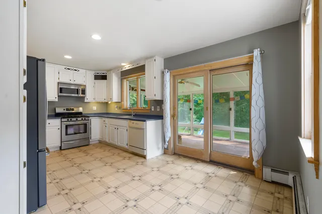 $485,000 | 4 Shamrock Lane, Damariscotta, ME 04543