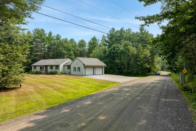 $485,000 | 4 Shamrock Lane, Damariscotta, ME 04543